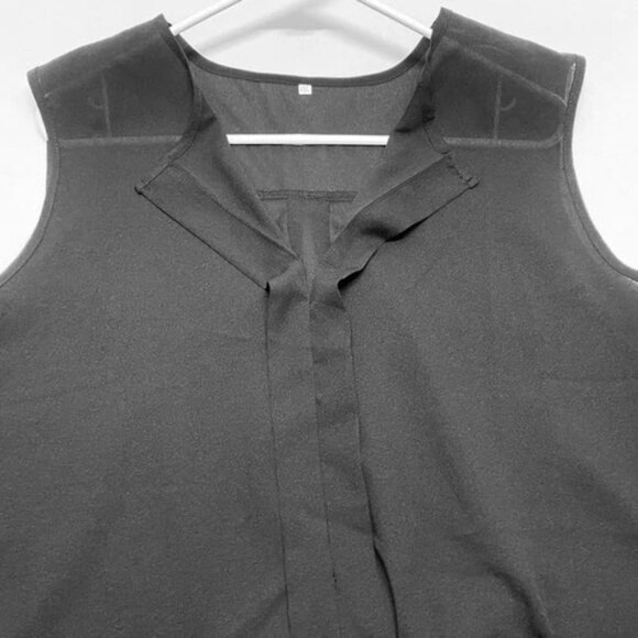 Shein Sleeveless Blouse Women's 4XL Black Flowy V-Neck Career Wear Tank Top EUC - Picture 11 of 11